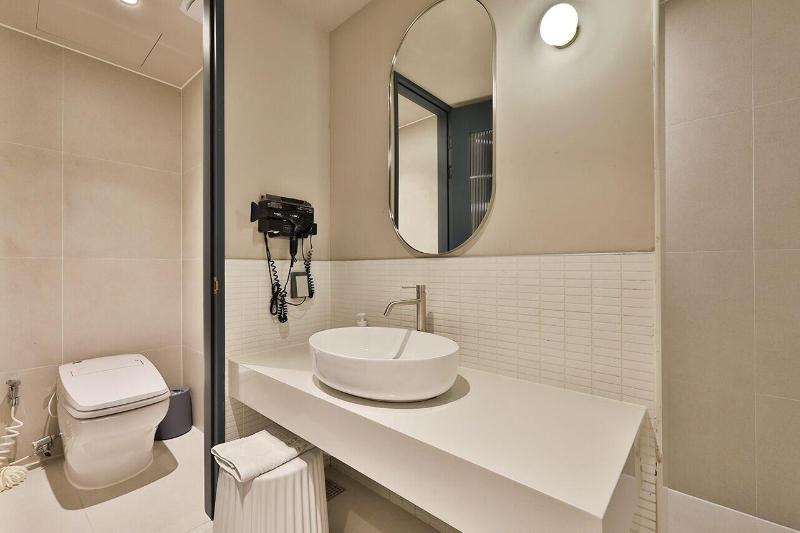H-Avenue Hotel Soraepogu image