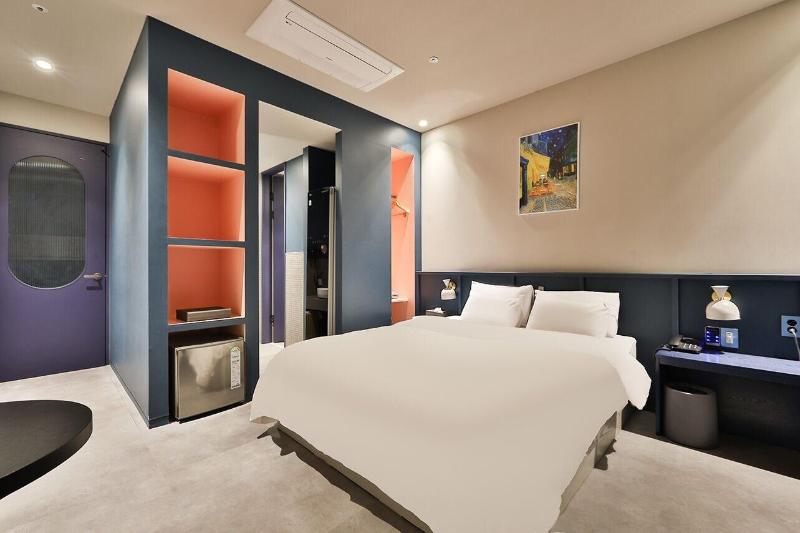 H-Avenue Hotel Soraepogu image
