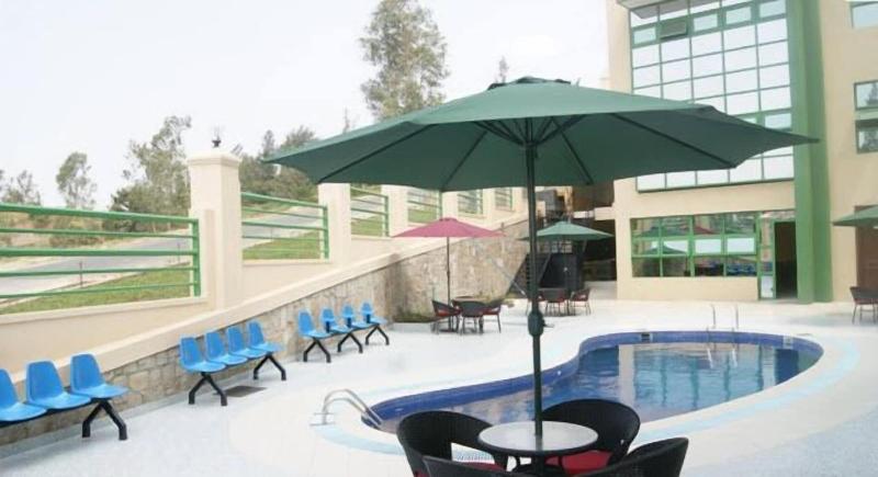 Highlands Suites Hotel image