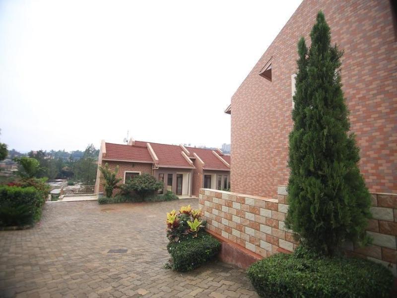 UM Apartments image