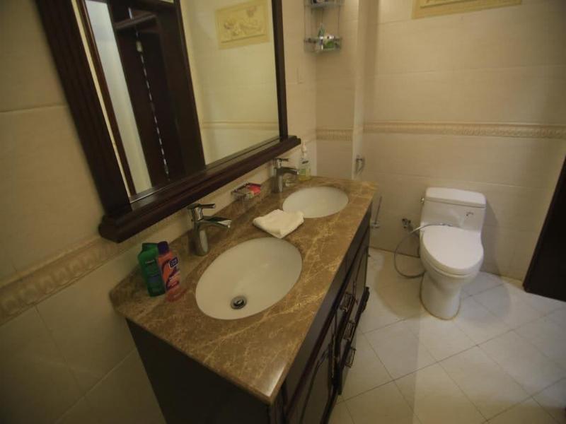 UM Apartments image