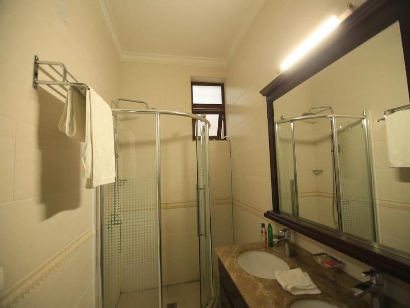 UM Apartments image