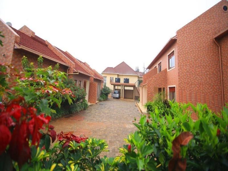 UM Apartments image
