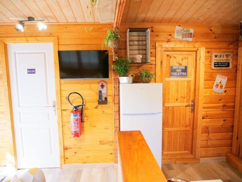 LE Petit Champigny image