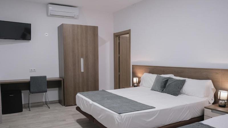 Hostal Tartessos image