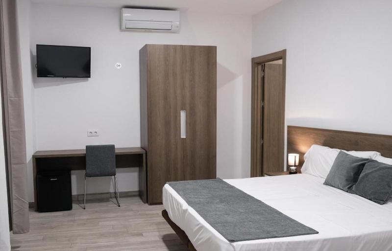 Hostal Tartessos image