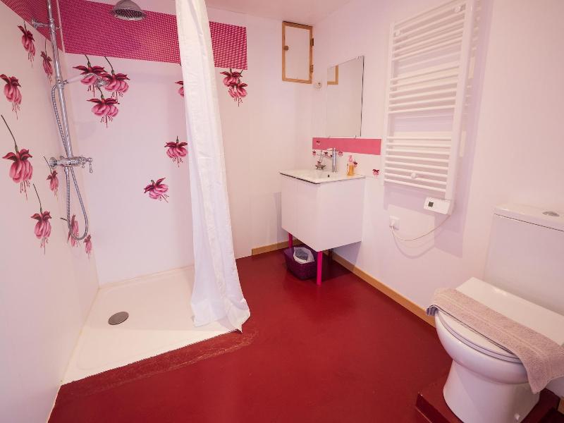Yourtissimo - La Maison Rouge image