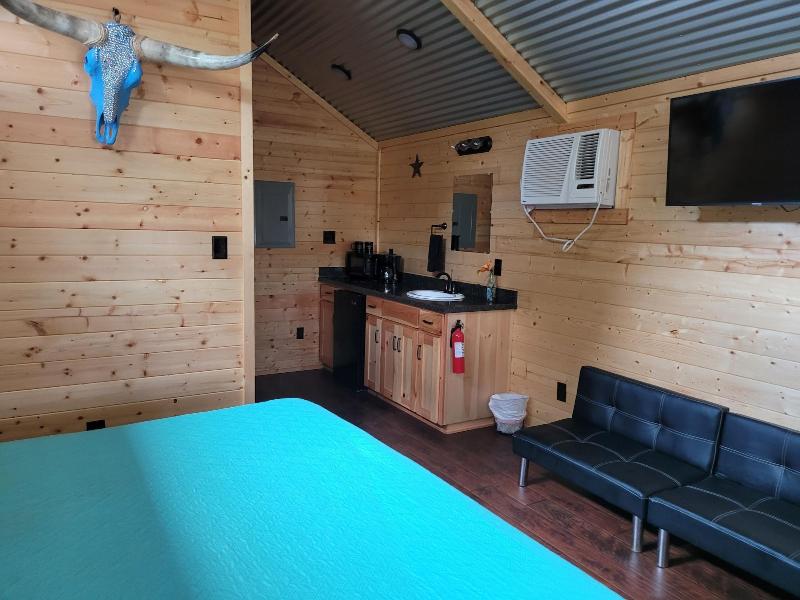 Al's Hideaway Cabin and RV Rentals LLC image