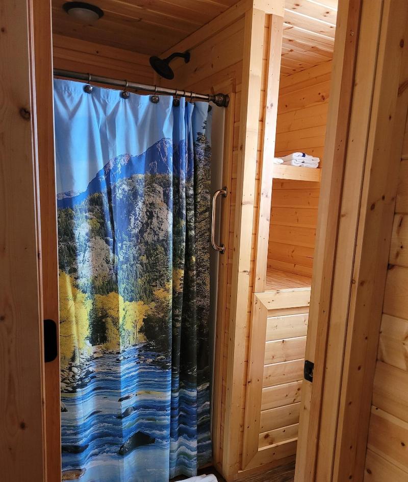 Al's Hideaway Cabin and RV Rentals LLC image