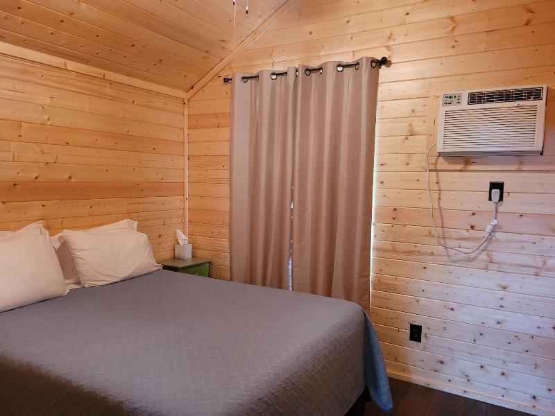 Al's Hideaway Cabin and RV Rentals LLC image