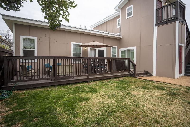 Brand NEW Large Impressive House Near Downtown! image