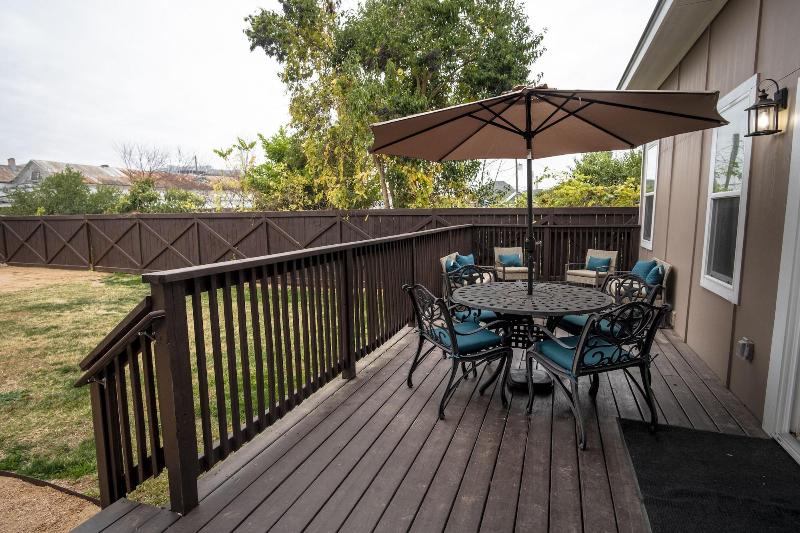 Brand NEW Large Impressive House Near Downtown! image