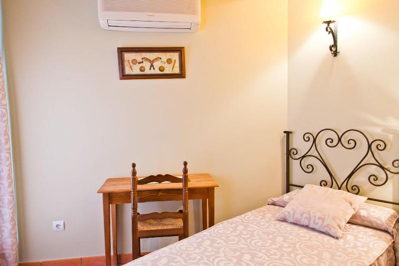 La Posada de Bayuela image