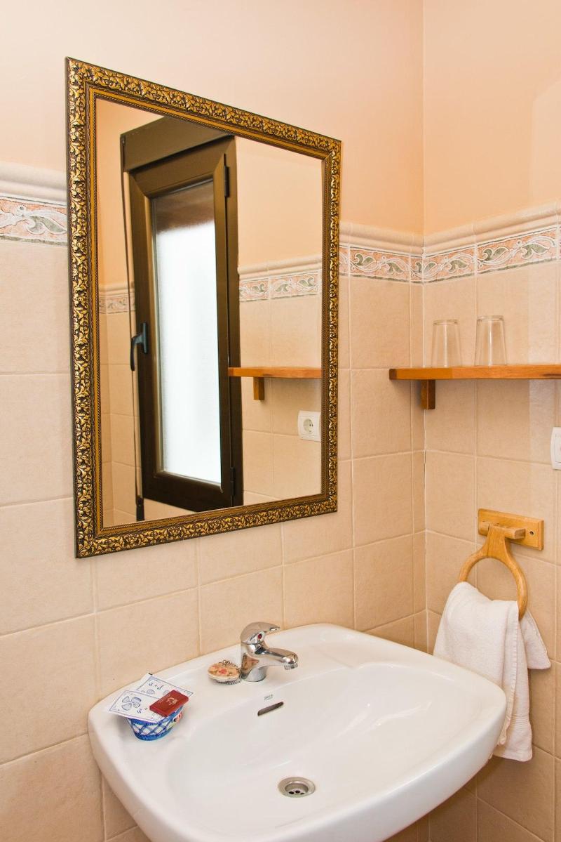 La Posada de Bayuela image