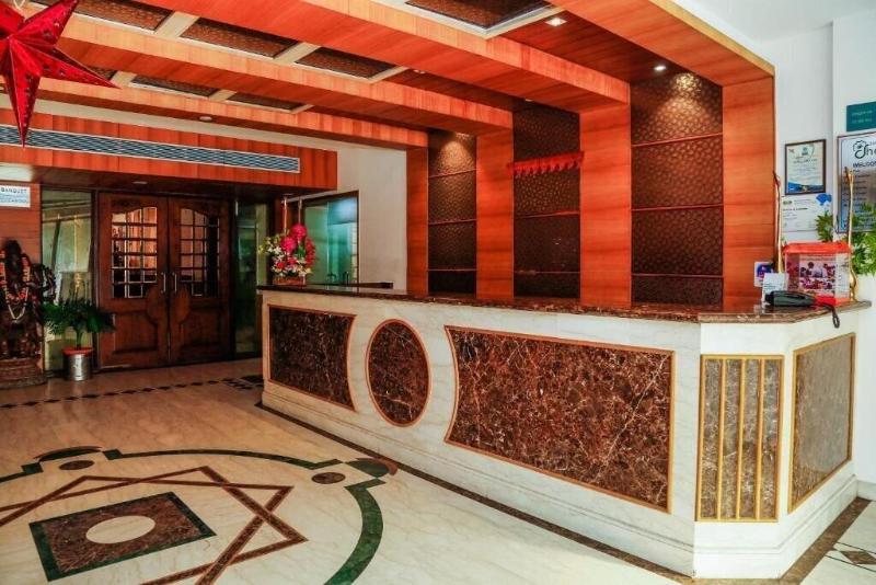 OYO 22953 Hotel Shelter