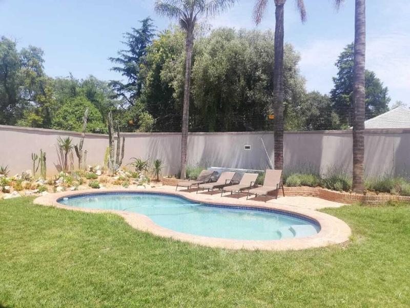 Atlantic Pearl Rivonia Guest House - Adults Only