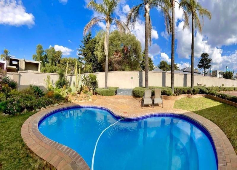 Atlantic Pearl Rivonia Guest House - Adults Only image