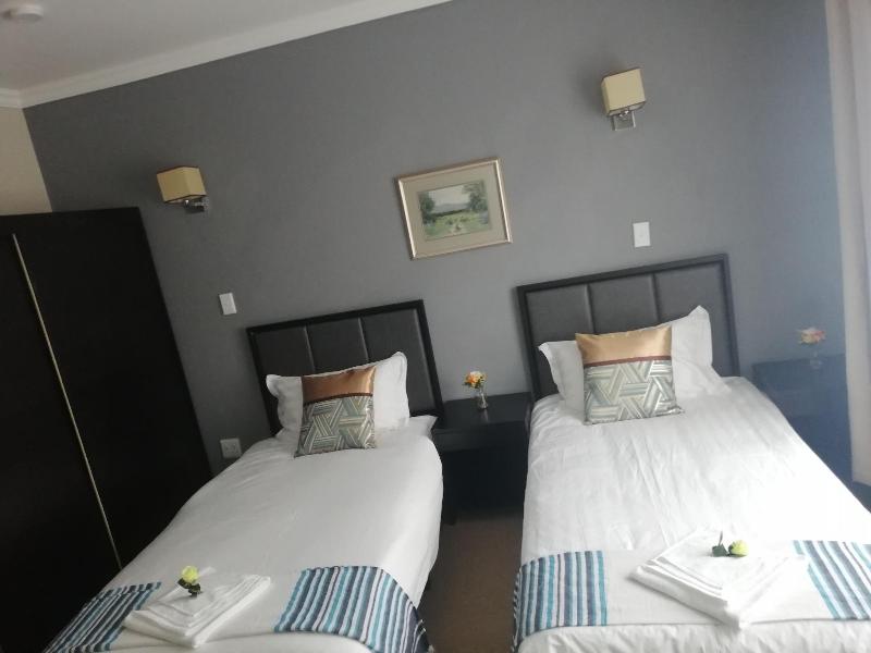 Atlantic Pearl Rivonia Guest House - Adults Only image