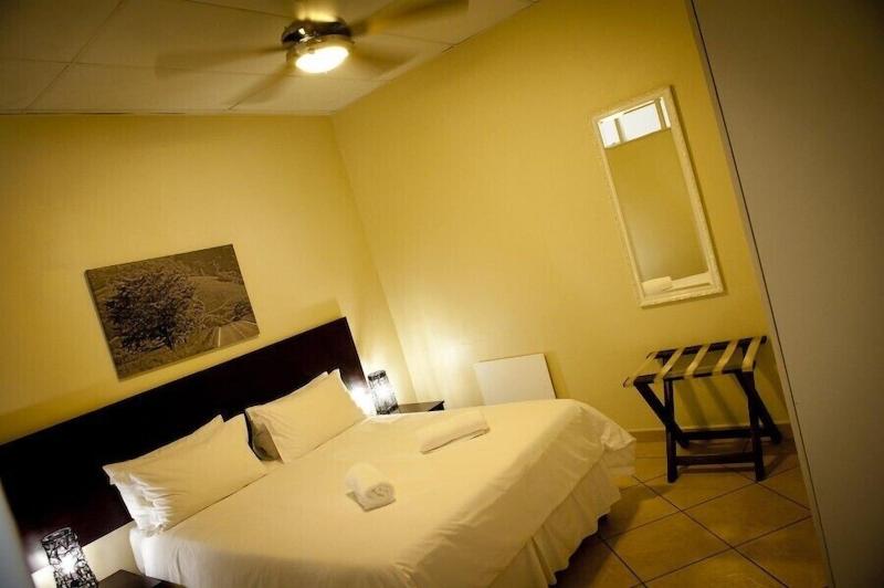 BM Gardens Apartment Hotel image