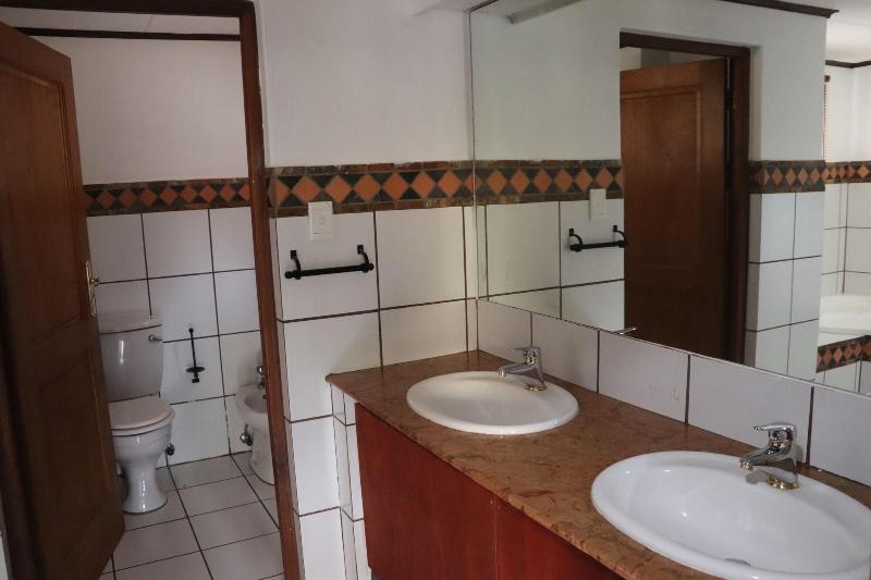 Greenwoods Self-Catering image