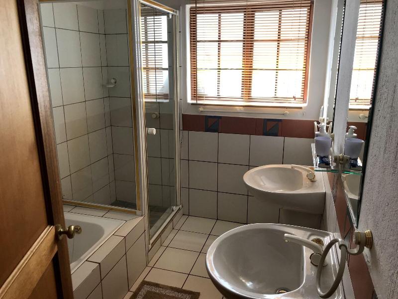 Greenwoods Self-Catering image