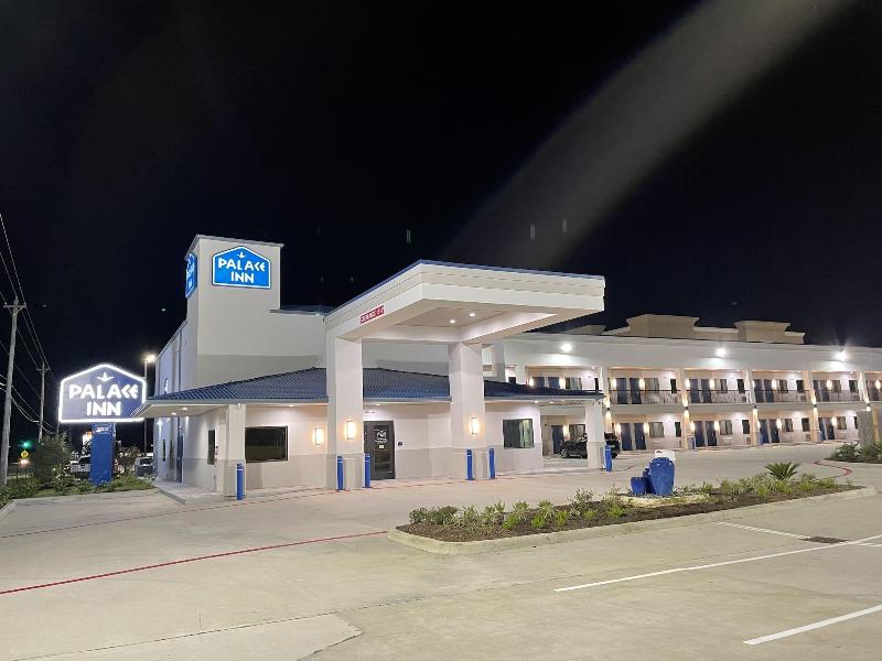 Palace Inn Blue - Garth Rd image