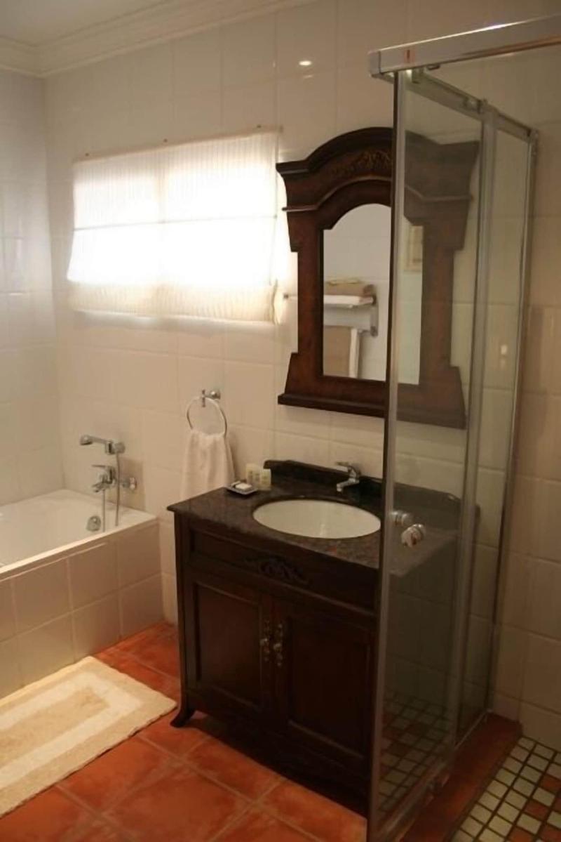 Green Valley Lodge image