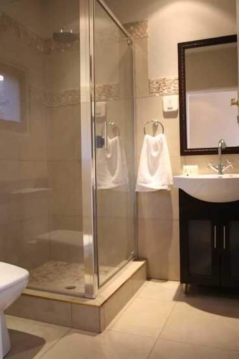 Green Valley Lodge image