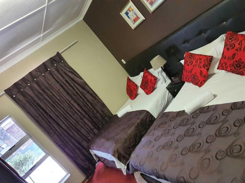 Houghton Guest House image