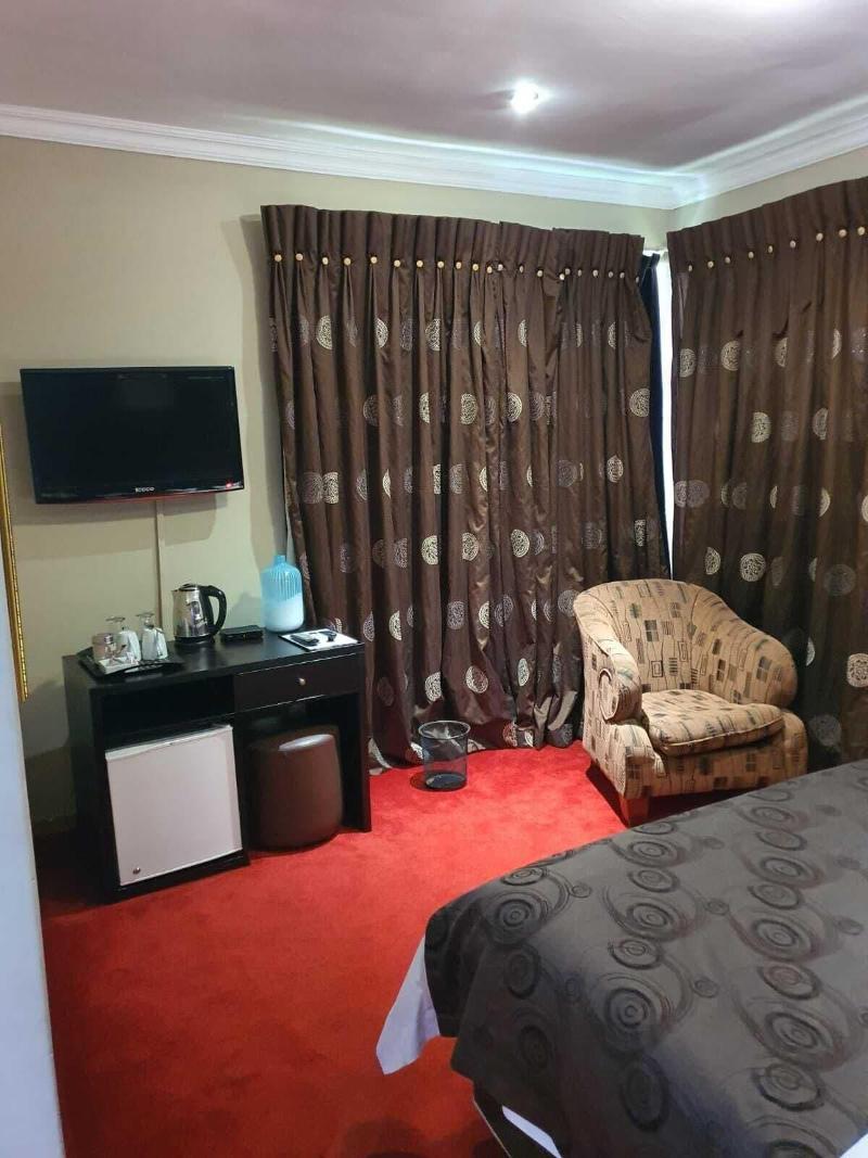Houghton Guest House image