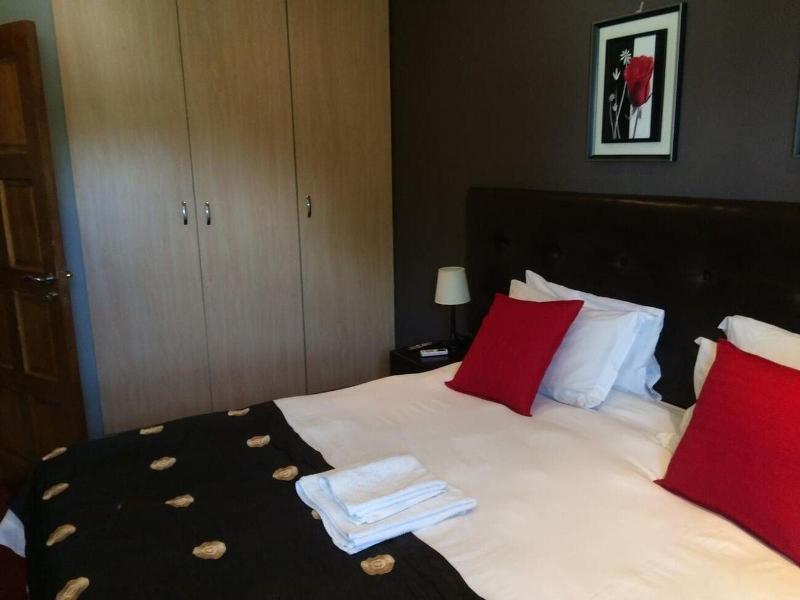 Houghton Guest House image