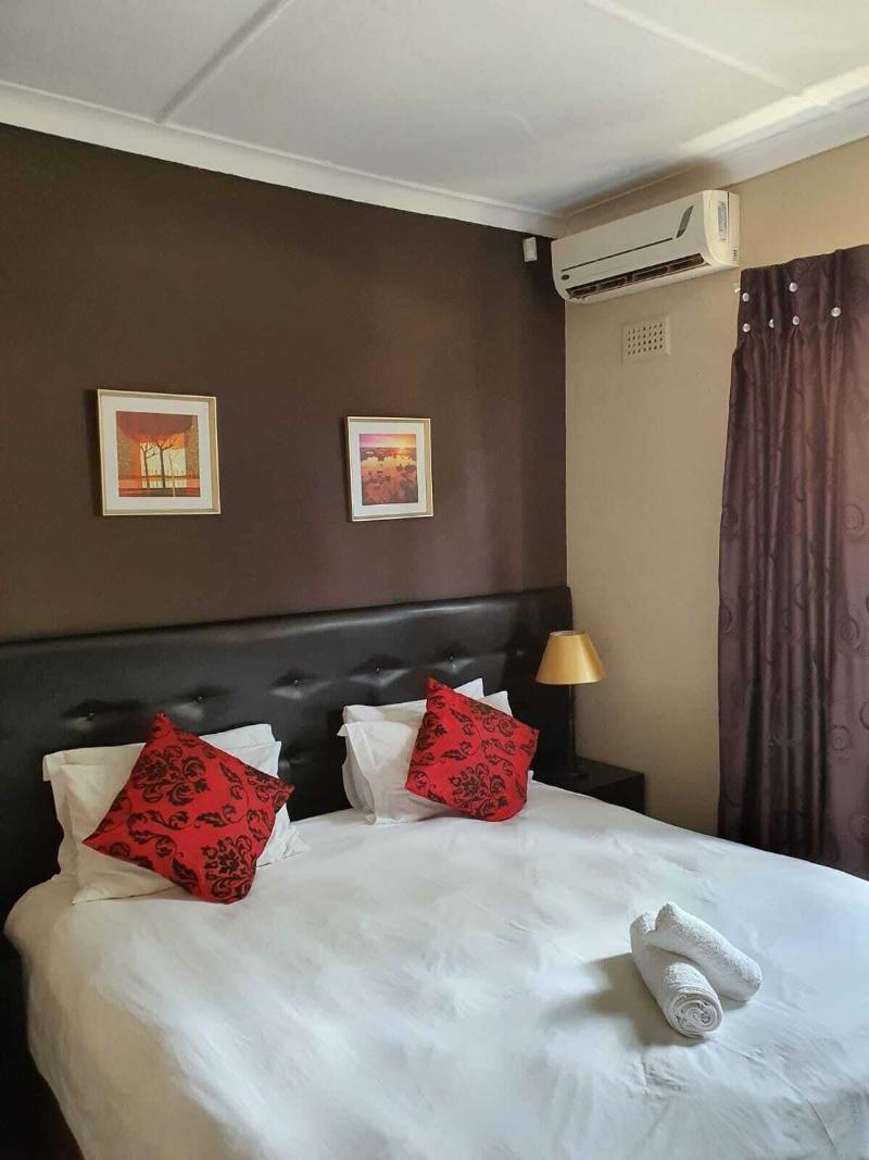 Houghton Guest House image