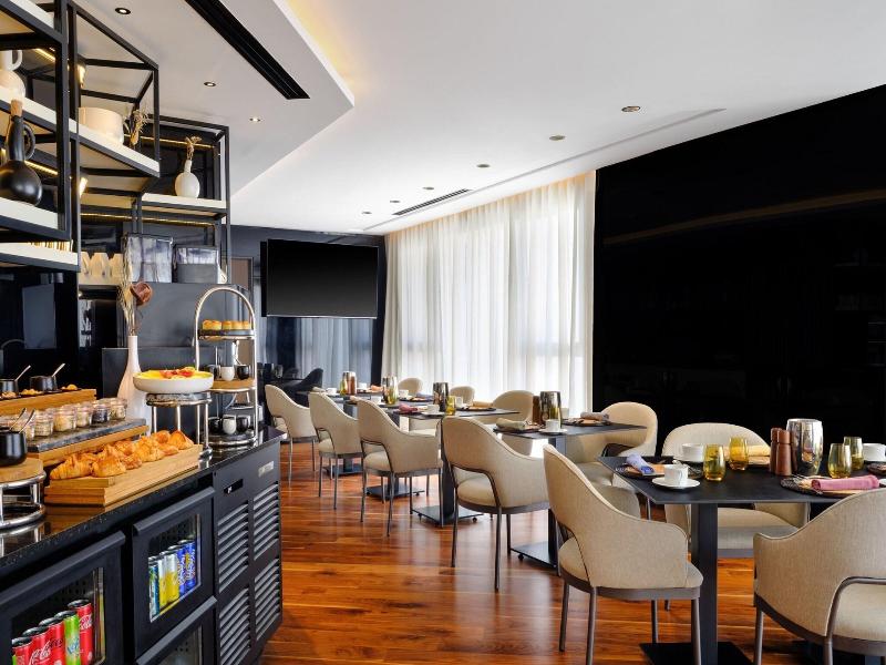 Tunis Marriott Hotel image
