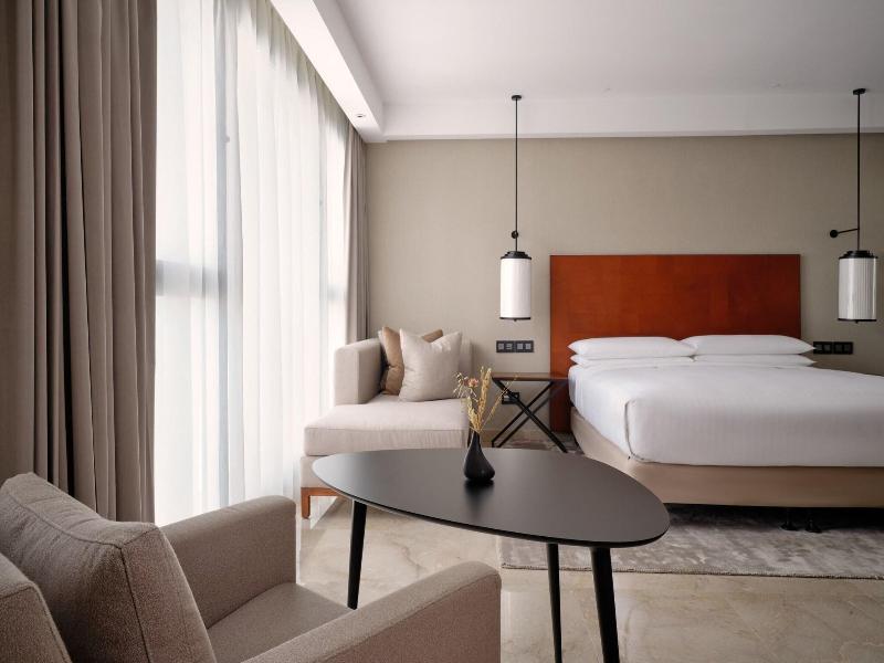 Tunis Marriott Hotel image