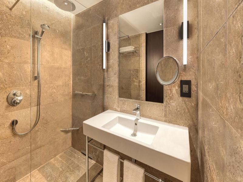 Tunis Marriott Hotel image