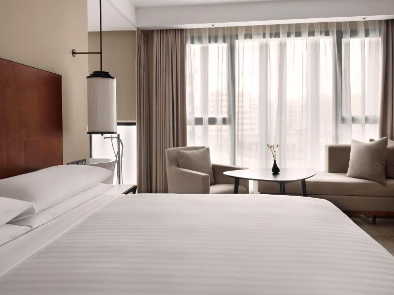 Tunis Marriott Hotel image