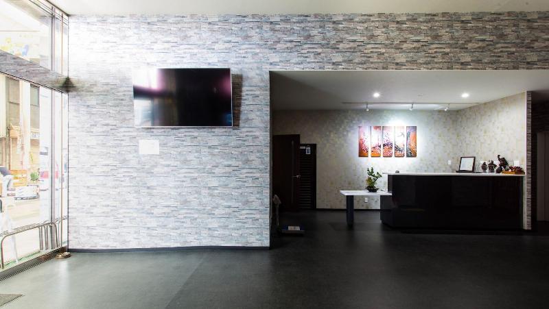 Holiday Pearl Hotel image