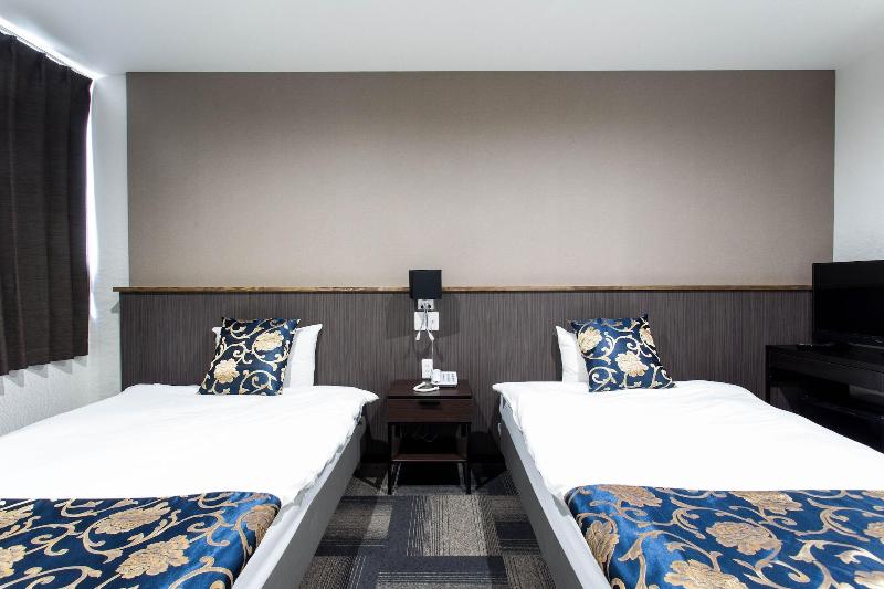 Holiday Pearl Hotel image