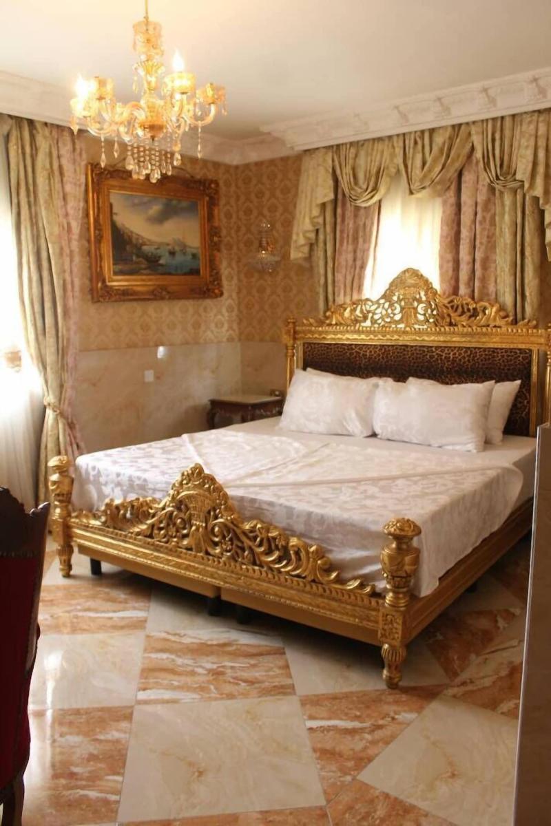 Grand Emperor Hotel image