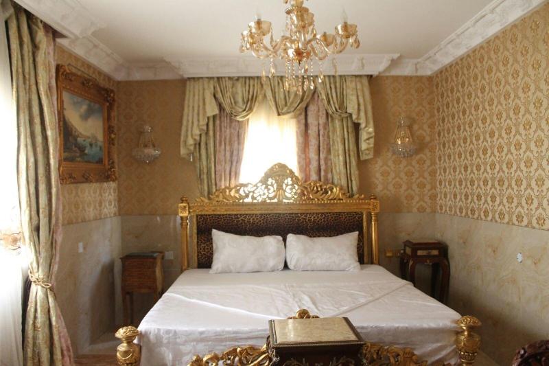 Grand Emperor Hotel image