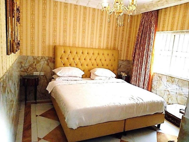 Grand Emperor Hotel image