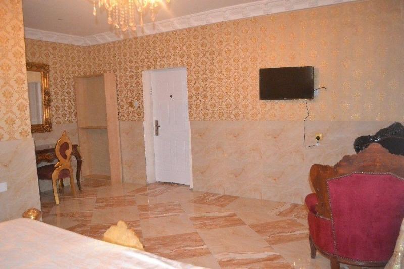 Grand Emperor Hotel image