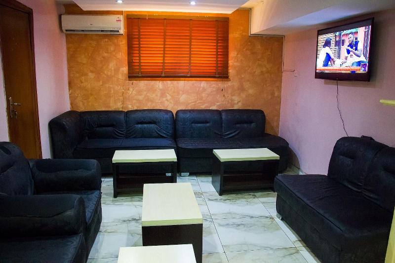 Folade Hotels image