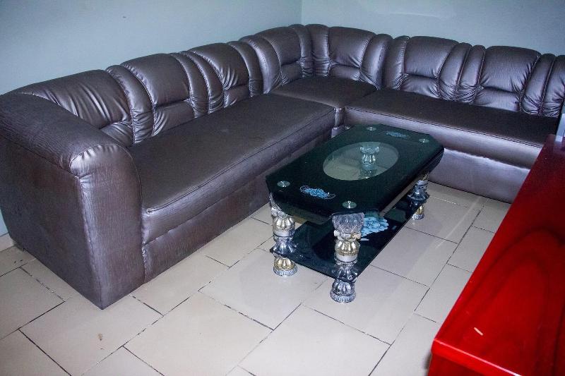 Folade Hotels image