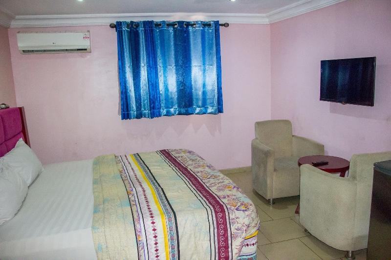 Folade Hotels image