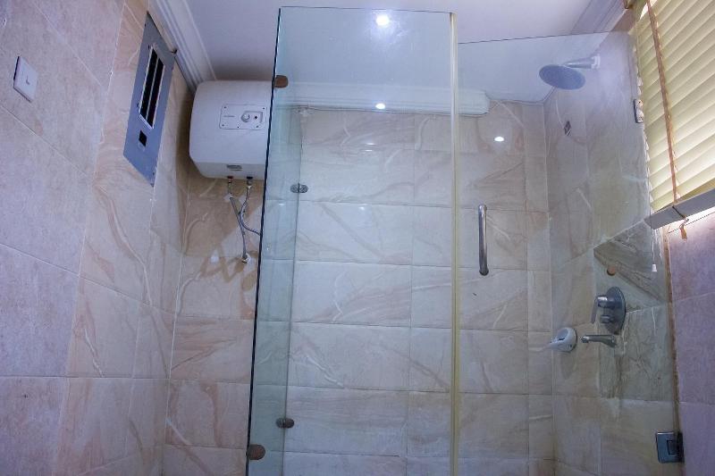 Folade Hotels image