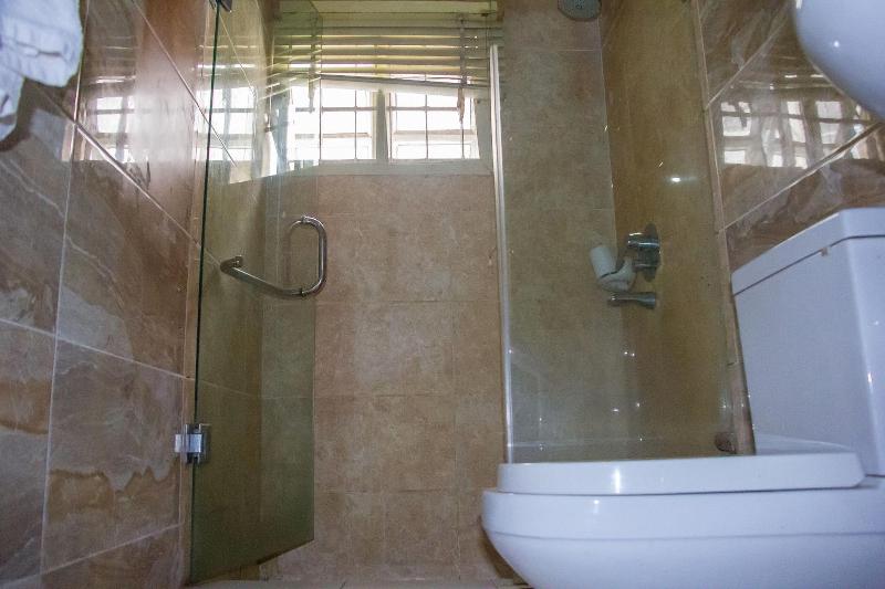 Folade Hotels image