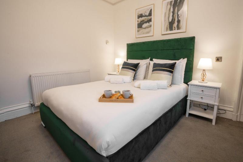 Milverton Hotel by Bevolve - Free Parking image