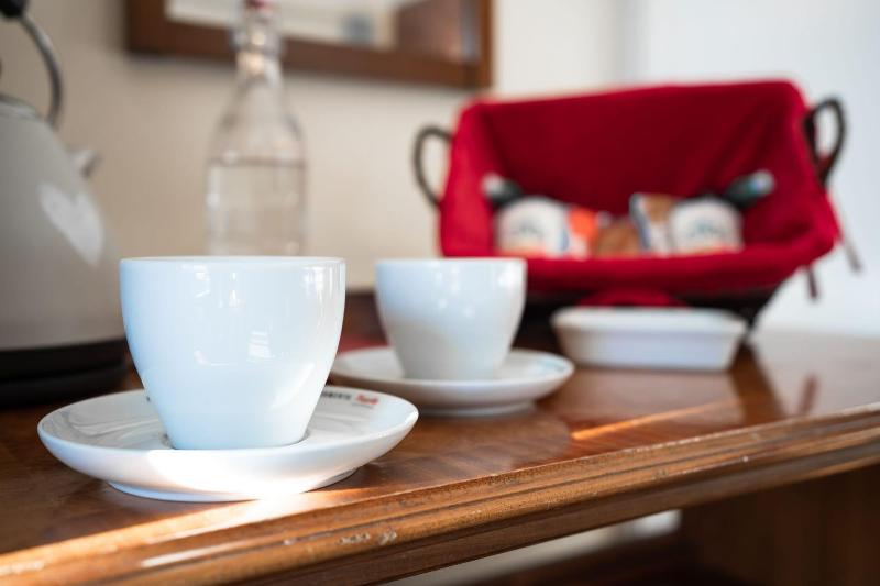 Milverton Hotel by Bevolve - Free Parking image