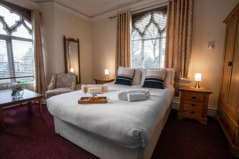Milverton Hotel by Bevolve - Free Parking image